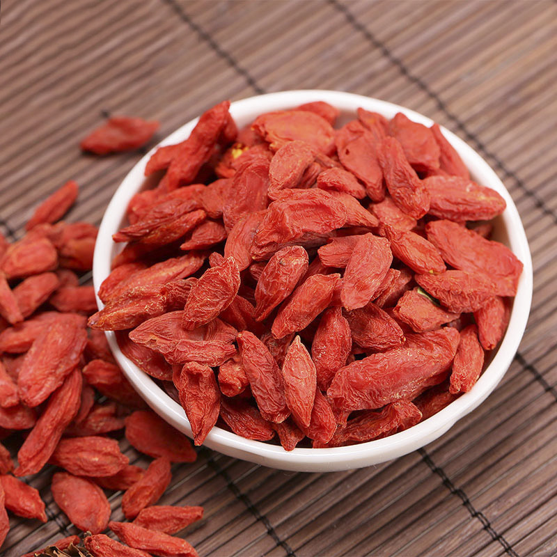 Kỷ tử được chứng minh có lượng vitamin C cao gấp nhiều lần so với chanh tươi và cam